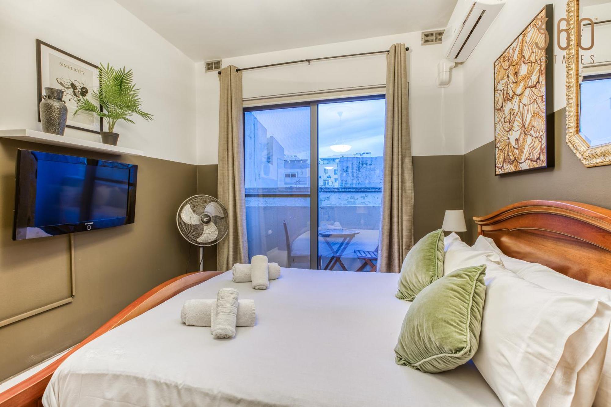 A Comfortable Apartment In The Heart Of Paceville Bt 360 Estates St. Julian's Exterior foto